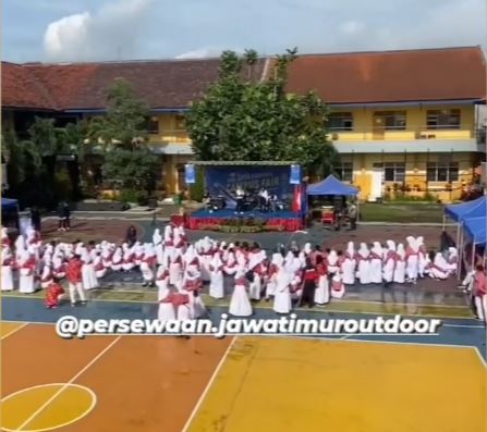 Sewa Perlengkapan Acara atau Kegiatan Sekolah: HT, Tenda, Kompor, Meja, dan Lainnya di Jawa Timur Outdoor